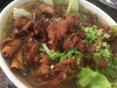 -潮镇老尾牛杂(环城西路店)