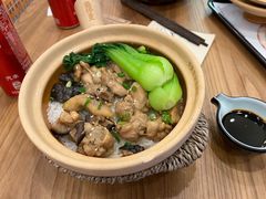 -煲仔皇腊味煲仔饭(经四万达店)