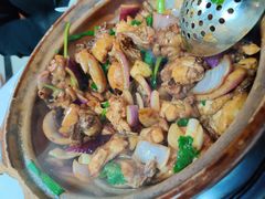 -胡须佬鸡煲四季火锅(龙珠大道店)