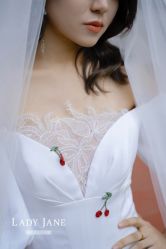 -Lady  Jane高端婚纱礼服馆