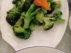 -马尔龙新疆饭店·清真(瑞景店)