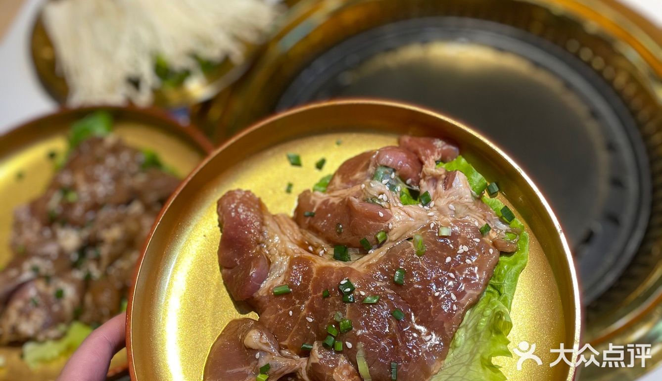 原来东北烤肉的肉一点也不油腻