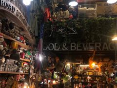 -席娜卡琳火车铁道夜市