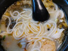 酸菜鱼米线-老妈米线(木渎影视城店)