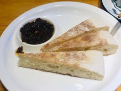 地锅馍-小小河边鱼(天润城店)