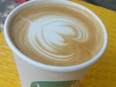 拿铁-WOW coffee