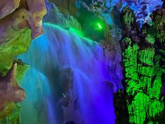 -泰安地下龙宫景区