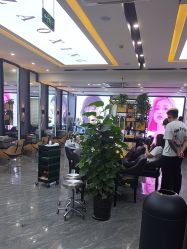 -藤野造型烫染·漂发