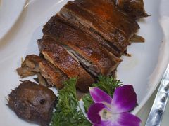 香酥深井烧鸭-东华天喜楼(涧西店)