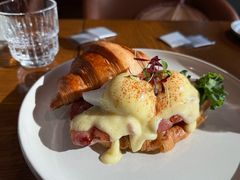 -Two Birds One Stone·一石二鸟(诚品生活店)