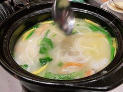 云南过桥米线-云海肴·汽锅鸡·云南菜(高德置地店)