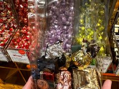 -VENCHI 闻绮(上海佛罗伦萨小镇店)