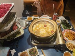-邹开喜·小海鲜醉鸡煲·潮汕鲜切牛肉店(襄阳北路店)