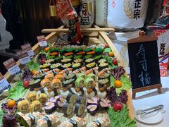 -舜耕山庄四时万和自助餐厅