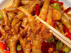-侠舍·江湖小龙虾大排档(沌口总店)