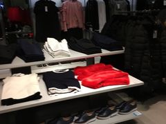 -优衣库(红谷滩万达店)