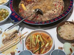 -何师傅美蛙鱼头(汉街店)