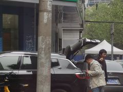 -酒宝荡烧烤(长航局江大路住宅小区店)