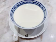 老香港鲜奶冻-香港百合居(LCM置汇旭辉广场店)