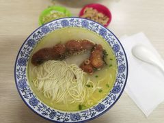 鱼汤薰鱼面-面婆婆东台鱼汤面(湛江路店)