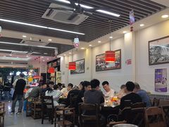 -地锅公社·现炒地锅鸡·地锅鱼·夜宵(罗锦路店)