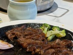 -吉布鲁牛排海鲜自助(温江合生汇店)