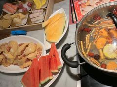 -尚尚仙·酸汤猪手·猪肚鸡火锅(华联万柳购物中心店)