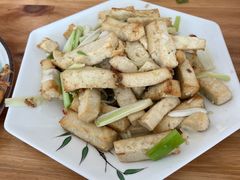 -美顺香食府鱼头老店(雪野湖店)