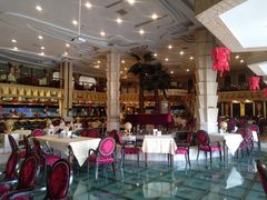 -碧中海汤泉汗蒸酒店