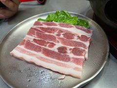 -围炉肉舍丹东海鲜烤肉·烤活鳗(步行街店)