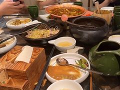 -云海肴·汽锅鸡·云南菜(天山百盛优客店)