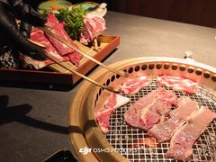 -铭牛烧肉·和牛海鲜自助(高新月牙湖店)
