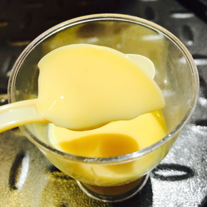 牛牛章鱼水煎肉(光谷直营店)焦糖牛奶布丁图片