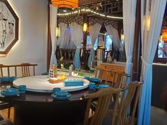 -荷塘秋月·本帮江浙菜(国权路店)