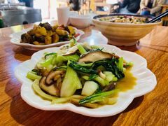 -巍山𤆵肉饵丝