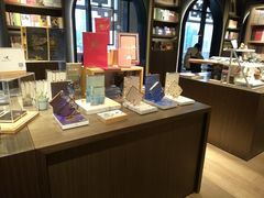 -光海书局(南京东路第一百货店)