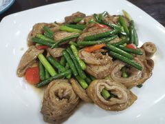 蒜苗炒大肠-胖子饭店(兴学弄店)