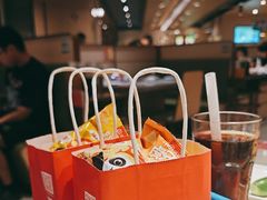 -海底捞火锅(新松江路生日主题店)