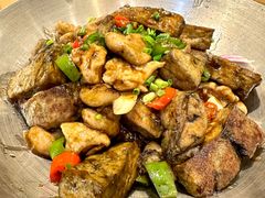 -黄泥岗·地道湖北菜(奥特莱斯店)