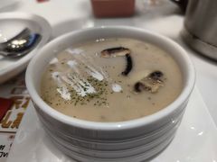 野菌浓汤-杯子红牛排(创意产业园店)