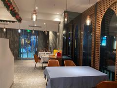 大堂-卯火锅(人和协信店)