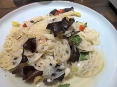 清炒藕尖-湘聚老院子(洛江店)