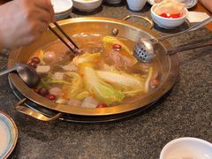 -小天鹅火锅·一线江景洪鼎旗舰店(洪崖洞店)