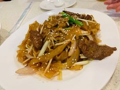 干炒牛河-新发记港式茶餐厅(黄浦店)