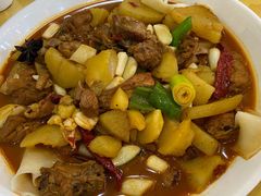 新疆大盘鸡-新疆巴州金丝特餐厅(大钟寺店)