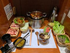 -独食火锅·半米屋台(直营总店)