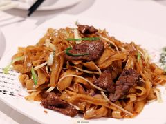 干炒牛河-稻香酒家·34年老字号·港式粤菜(汉街店)