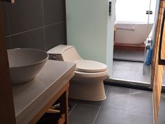 -上海怡沁园度假酒店