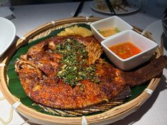 傣家香茅草烤罗非鱼-云腾食府·云南菜