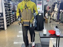 -迪卡侬(大英山店)